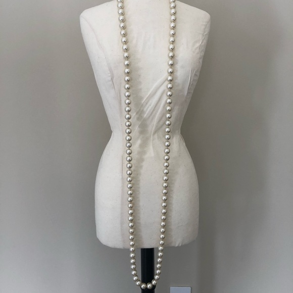 Jewelry - Vintage Pearl Necklace